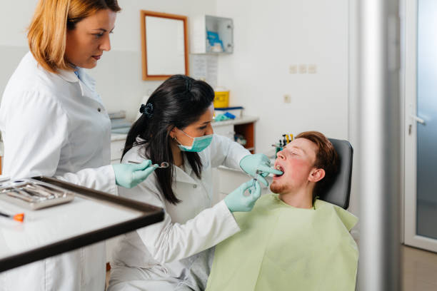 Best Emergency Dentist for Knocked-Out Tooth in Hayti, PA